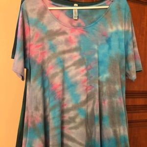 LulaRoe Perfect T